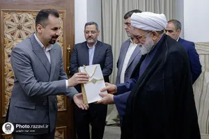 دیدار کارکنان نمونه با تولیت آستان قدس رضوی