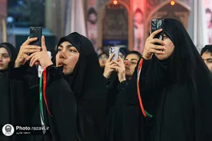 عزاداری سنتی شب نهم محرم در &laquo;حسینیه حرم&raquo;