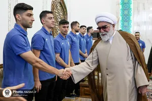 تشرف تیم ملی فوتسال به حرم مطهر رضوی
