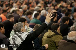عزاداری شام شهادت موسی بن جعفر(علیه السلام) در حرم مطهر رضوی