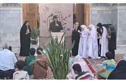 «تریبون کتاب»؛ وعده‌گاه زائران کتاب‌خوان در دهه ولایت