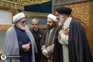 غبارروبی ضریح منور رضوی
