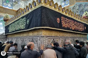 حال و هوای حرم حضرت معصومه در روز شهادت حضرت زهرا(سلام الله علیها)