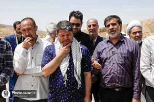 حضور خدام و کارکنان آستان قدس رضوی در مراسم سالگرد ارتحال امام خمینی(ره)