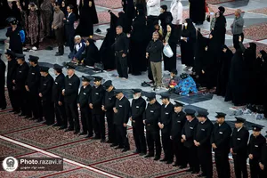 آیین تعویض پرچم گنبد و پوش ضریح مطهر حضرت رضا علیه&zwnj;السلام به مناسبت حلول ماه ربیع&zwnj;الاول