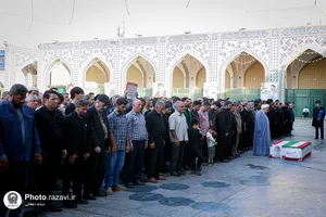 تشییع پیکر 2 شهید حادثه بلوار وکیل&zwnj;آباد مشهد در حرم مطهر رضوی