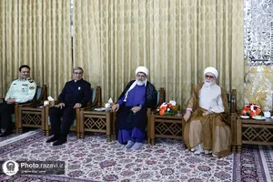 مراسم جشن عید ولادت پیامبر اکرم صلی&zwnj;الله&zwnj;و&zwnj;علیه&zwnj;وآله در تالار ولایت حرم مطهر رضوی 