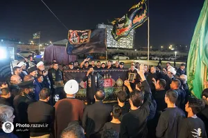 حضور کاروان خدام حرم مطهر رضوی در مسیر پیاده&zwnj;روی اربعین حسینی-1
