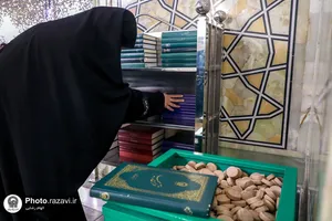 خدمت&zwnj;رسانی خدمه خواهر بارگاه منور رضوی در شب&zwnj;های قدر