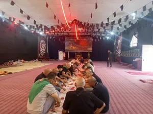 موکب حسینیه&zwnj; اعظم هلال رضوی ارومیه، میزبان زائران ترکیه&zwnj;ای در مسیر عشق/ گزارش تصویری