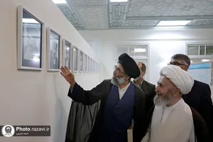 بازدید آیت الله سبحانی از کتابخانه آستان قدس رضوی