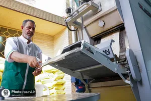 نانوایی بنیاد کرامت رضوی در مرز مهران