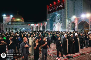 عزاداری سنتی شب نهم محرم در &laquo;حسینیه حرم&raquo;