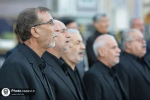 اجرای همخوانی پیشکسوتان مداحی کشور در حرم مطهر رضوی
