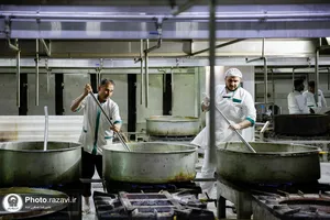 پذیرایی از مهاجران افغانستانی در مرز دوغارون