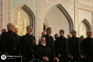 اجرای همخوانی پیشکسوتان مداحی کشور در حرم مطهر رضوی