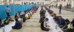 همدلی خادم‌یاران با نیازمندان در بهار قرآن/ توزیع ۱۰ هزار پرس غذای گرم میان نیازمندان جیرفت
