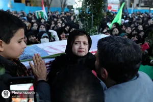 تشییع پیکر شهیده فاطمه دهقانی در مشهد