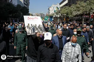 حضور تولیت استان قدس رضوی در تشییع پیکر شهیدان دوست محمدی و جاوید مهر