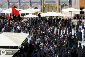 عزاداری عاشورای حسینی در حرم مطهر رضوی