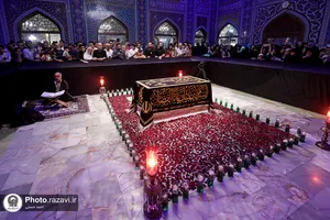 تشرف آیت&zwnj;الله جعفر سبحانی به حرم مطهر رضوی