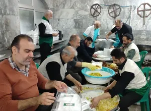 اطعام نیازمندان با رایحه فاطمی در محمودآباد