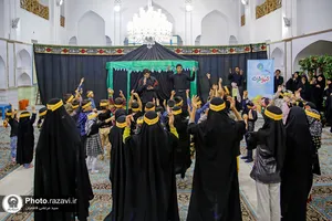 هیئت کبوترانه در رواق کودک
