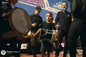 عزاداری شب تاسوعای حسینی در اجتماع مردمی میدان جانباز مشهد