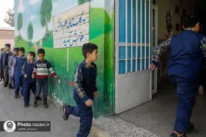 حضور خدام حرم مطهر رضوی در مدرسه شهید عباسپور مشهد
