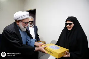 دیدار تولیت آستان قدس رضوی با خانواده روشندل نخبه