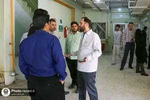 بازدید کارکنان آستان قدس رضوی از کارخانه آرد قدس رضوی