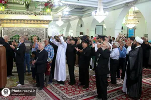 حضور خدام حرم مطهر رضوی در آیین غبارروبی امامزادگان سیدناصر و سیدیاسر