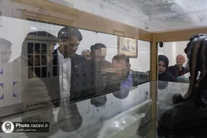 تشرف دستيار ويژه نخست وزير پاكستان به حرم مطهر رضوی