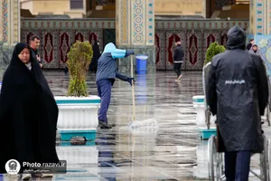 بارش باران در حرم مطهر رضوی