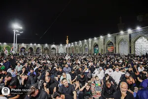 آیین ابوقربه، لیله العباس در حرم مطهر رضوی