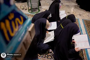 اعتکاف دانش&zwnj;آموزان دختر مدارس امام رضا علیه&zwnj;السلام در حرم مطهر رضوی