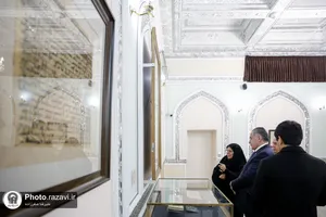تشرف شرکت کنندگان بیست و هشتمین اجلاسیه سازمان اکو به حرم مطهر رضوی