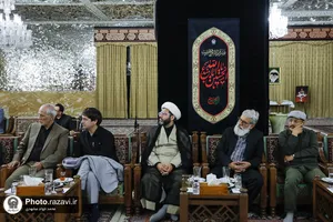 دیدار جمعی از نویسندگان با تولیت آستان قدس رضوی