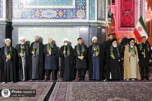 آئین خطبه&zwnj;خوانی شب شهادت امام حسین (ع) در حرم مطهر رضوی