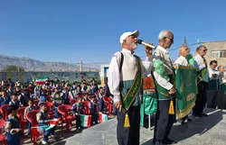 ۱۲ مدرسه خراسان جنوبی میزبان آیین  زنگ مهر رضوی