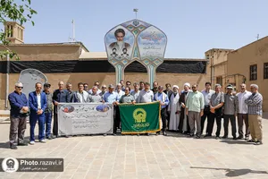 حضور خدام و کارکنان آستان قدس رضوی در مراسم سالگرد ارتحال امام خمینی(ره)