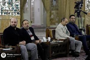 دیدار جمعی از کارکنان منتخب با تولیت آستان قدس رضوی