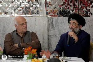 نشست صمیمی مدیران ادواری حرم مطهر