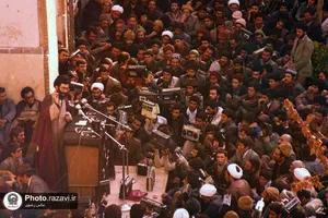حرم مطهر رضوی؛ کانون انقلاب در مشهد-2