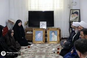 دیدار تولیت آستان قدس رضوی با خانواده شهدا و جانبازان در سرخس