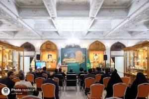 رونمایی از نسخه خطی &laquo;قرآن پنج تفسیره&raquo; از تشیع و تسنن در حرم مطهر رضوی