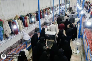 بازدید کارکنان آستان قدس رضوی از کارخانه فرش کنه بیست
