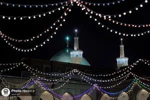 حال و هوای حرم مطهر رضوی در شب ولادت حضرت زهرا سلام الله علیها