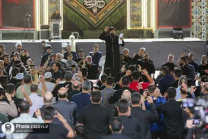 مراسم چهارپایه&zwnj;خوانی کشورهای جهان اسلام در حرم مطهر رضوی