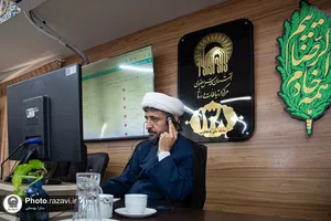 پاسخگویی تلفنی مدیر پایگاه&zwnj;های تبلیغی معرفتی حرم مطهر رضوی به مخاطبان سامانه ۱۳۸